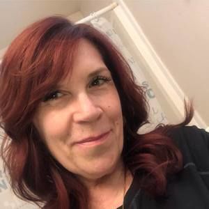 Meet your Posher, Laurina